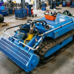 Compact Dredging Robot for Narrow Spaces