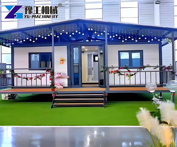 Modern Dual wing Expandable Home