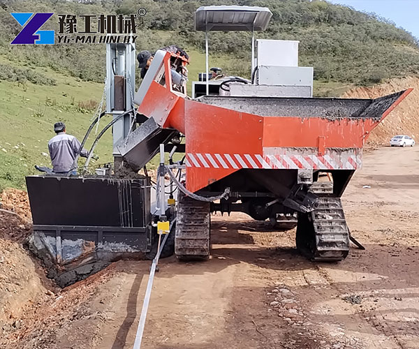 Continuous Concrete Kerb Forming System
