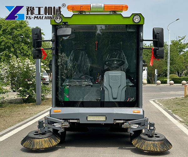 electric street sweeper