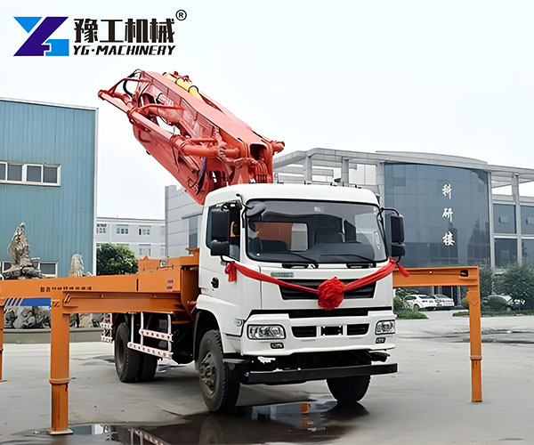 urban construction boom truck