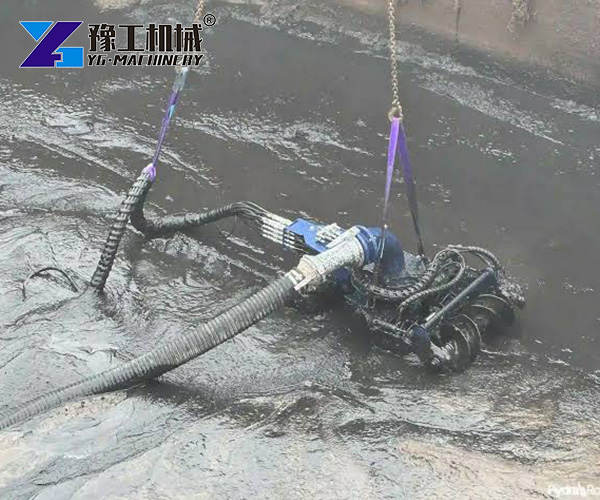 High-Efficiency Sedimentation Tank Dredging Robot
