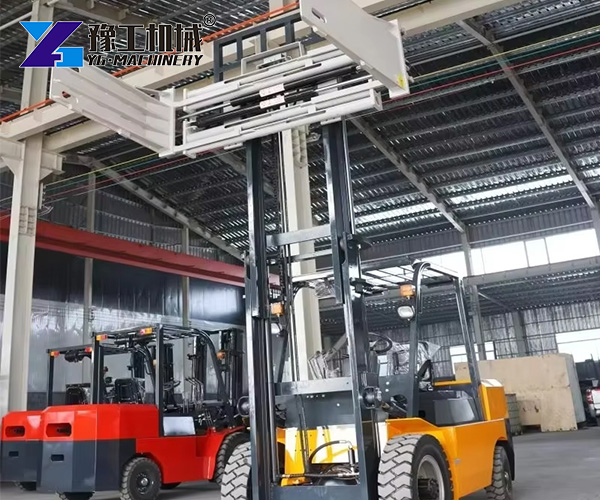 forklifts in industrial warehouse